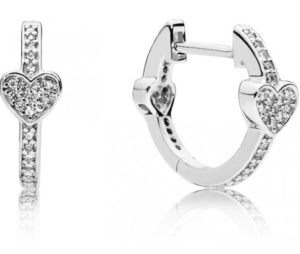 Boucles d’oreilles Pandora Cœur 55€ 